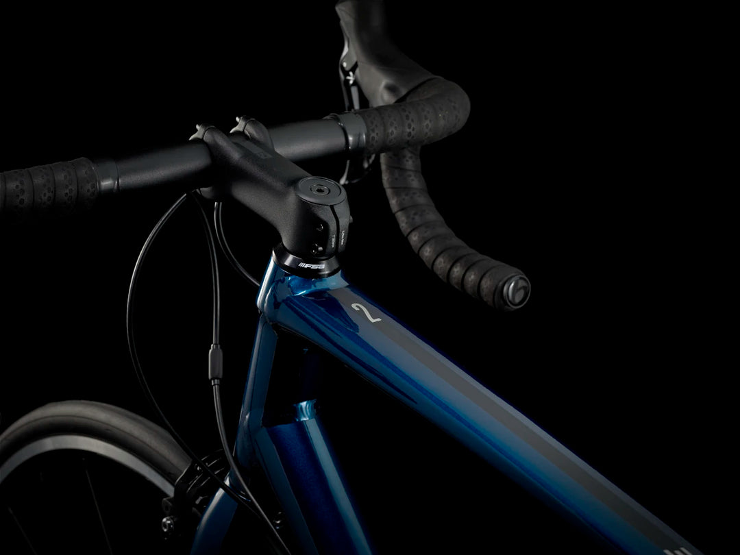 Trek Domane AL 2 Landevejscykel