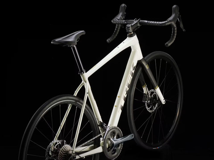 Trek Domane AL 4 2026 Landevejscykel