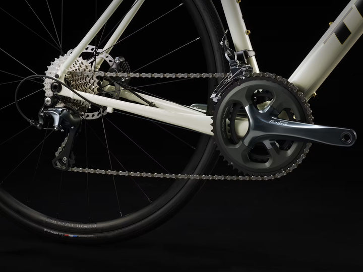 Trek Domane AL 4 2026 Landevejscykel