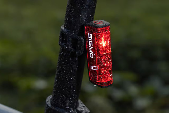 SIGMA SPORT Blaze USB Baglygte